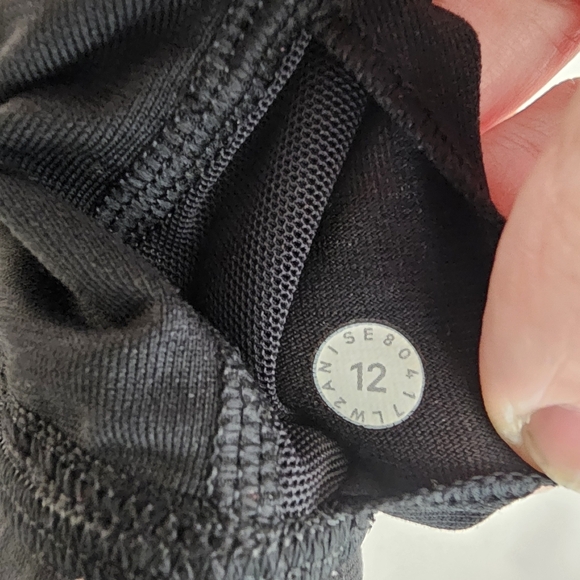 Lululemon Break Free Longline Sports Bra Peony Floral Print Size 12 - Picture 7 of 12